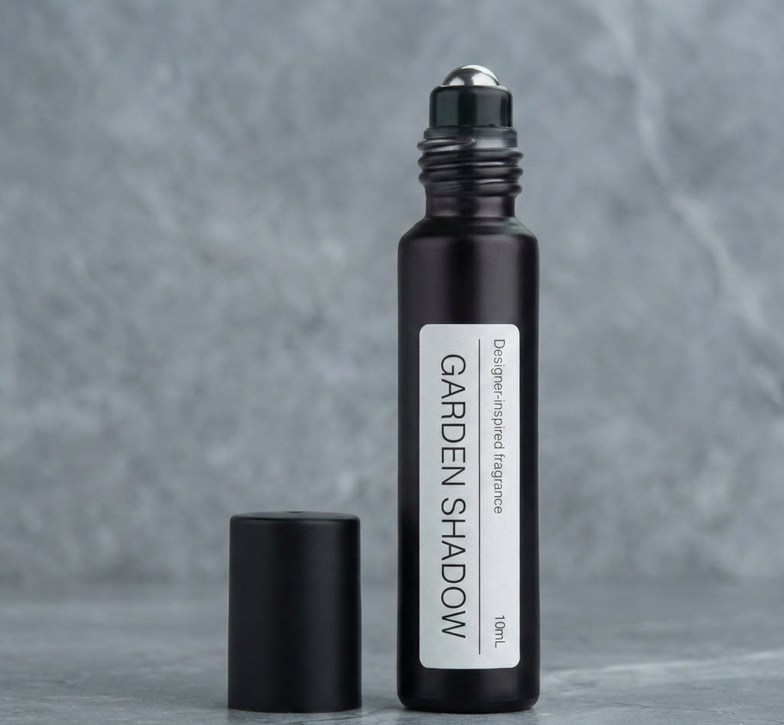 Diptyque L'OMBRE DANS L'EAU fragrance notes, GARDEN SHADOW perfume oil, Blackcurrant Leaf and Rose scent