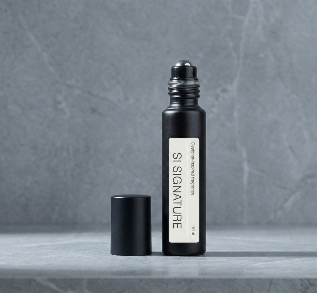 Giorgio Armani SI INTENSE fragrance notes, SI SIGNATURE perfume oil, Blackcurrant and Patchouli scent